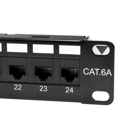 لوحة توصيل إنترنت محملة بكابل UTP Cat 6A